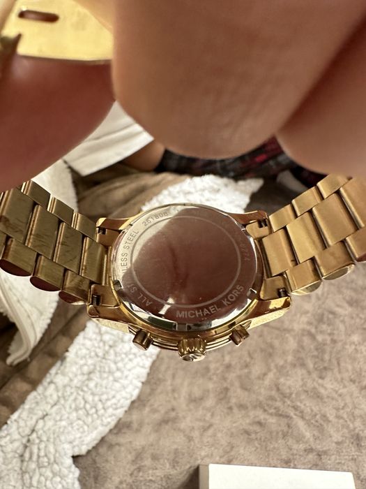 Часовник Michael Kors