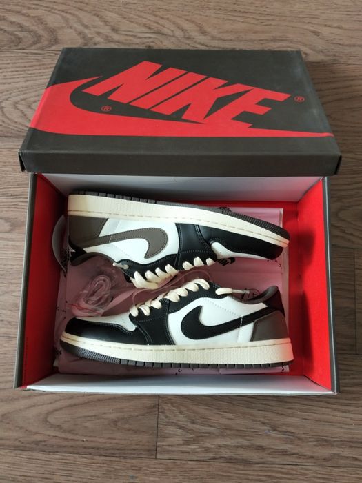 Продам Найк джорданы