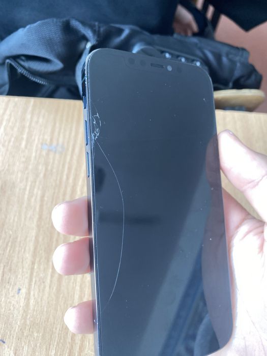 Айфон 12 про норм