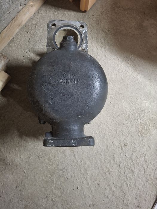 Продам насос водяной