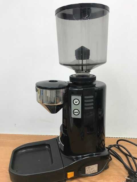 Reparatii/Service/Espressoare de cafea/Cafetiere/Rasnite de cafea