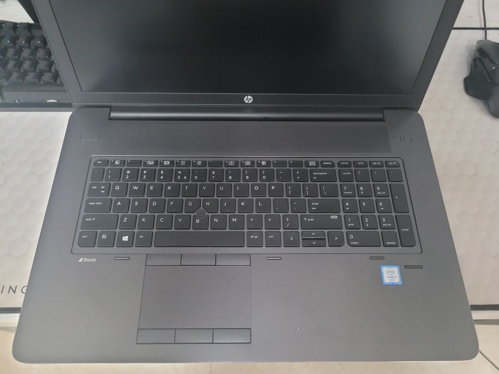 HP WorkStation Zbook 17 G3 i7-6700HQ/48gb Ram/1TB SSD M2/Nvidia Quadro ...