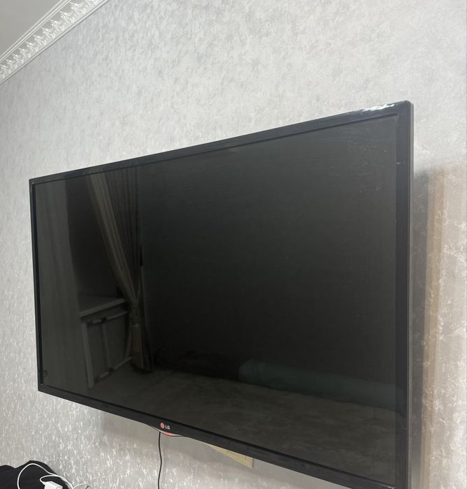 Телевизор LG продам