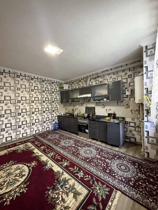 Ижарага берилади 2 хона 2- етад 22- мактаб олдида янги бозор