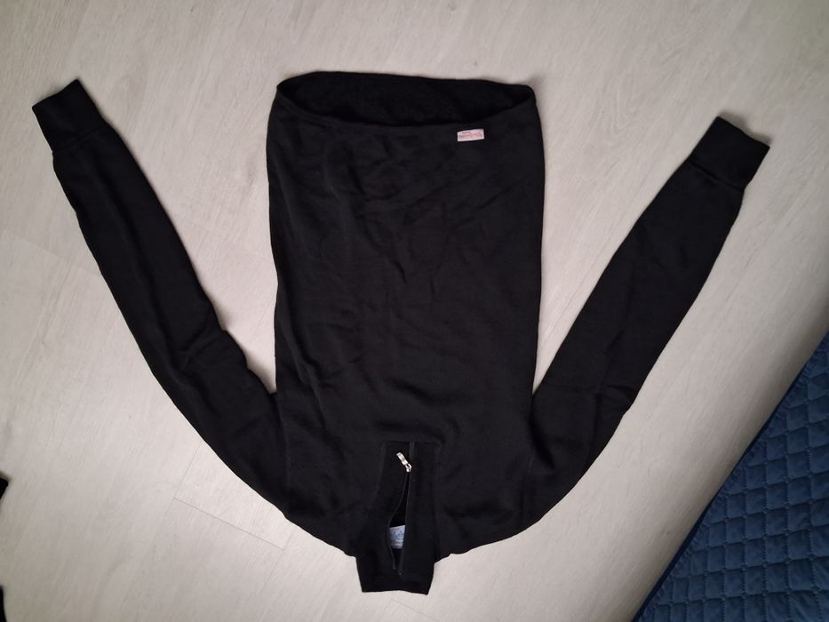 Vand  Set Bluza si Pantaloni Woolpower  marime M Barbati