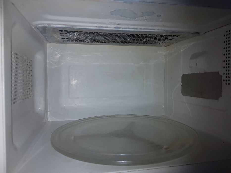 7Продаю микроволновку бу