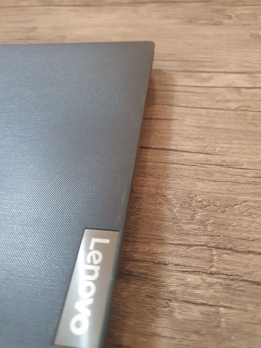 Noutbuk Lenovo  Kelishiladi