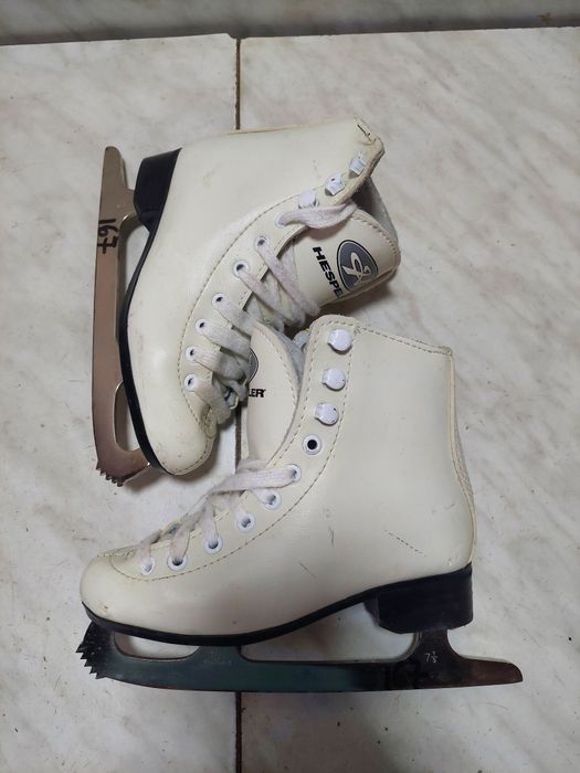 Patine gheata 167 patinaj artistic Hespeler piele marime 29 ( 18,5 cm)