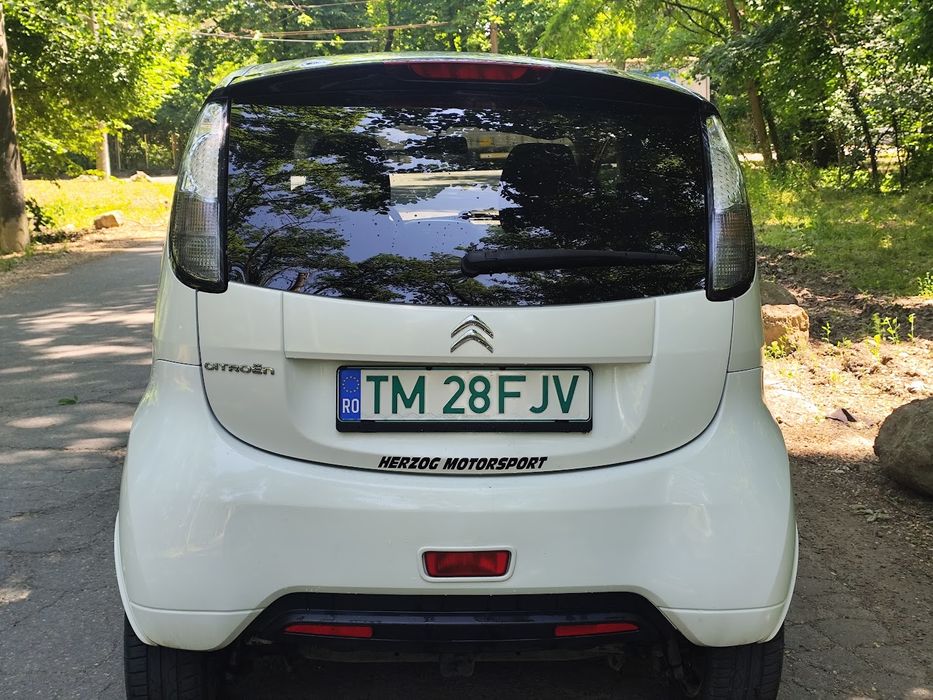 Citroen C Zero. Full electric. An 2011. 113400 km