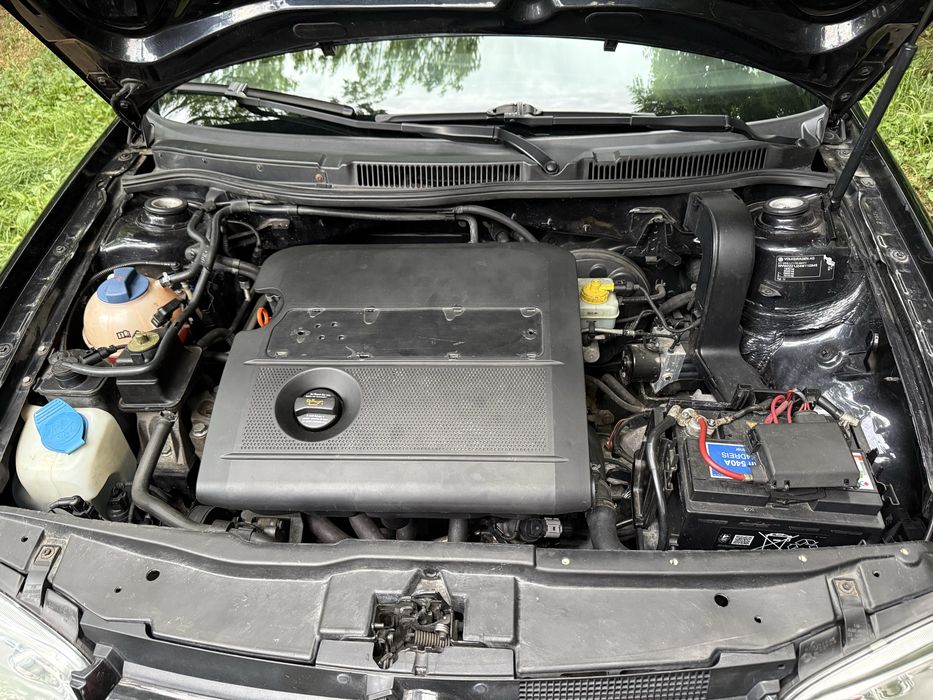 VOLKSWAGEN Golf 2003 — imagine 5