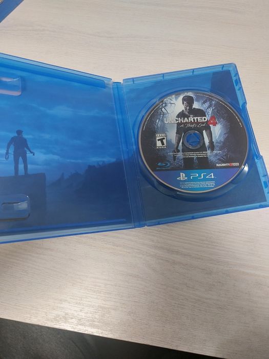 Срочна продайотса Диск UCHATED для PS4