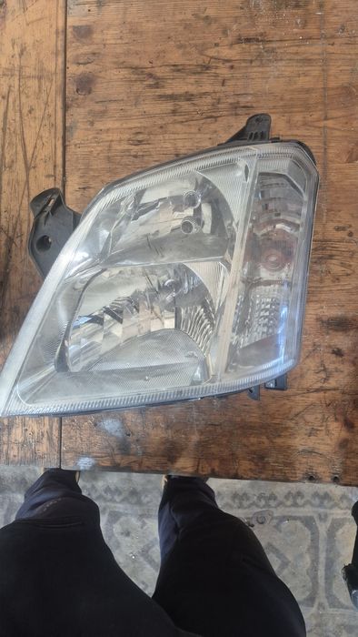 Оригинални Фарове  за Опел Мерива 03-2010г