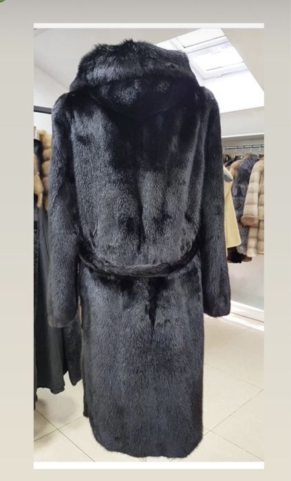 Норковая шуба с капюшоном
