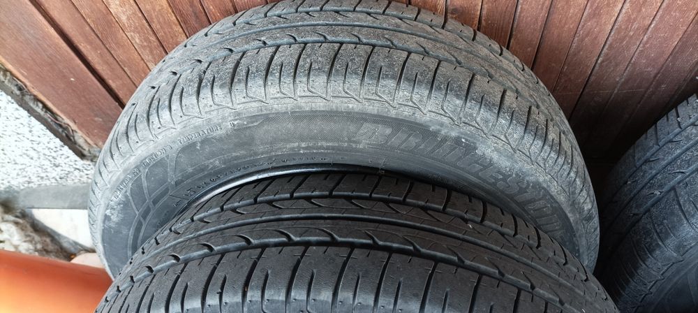 Гуми с джанти Bridgestone