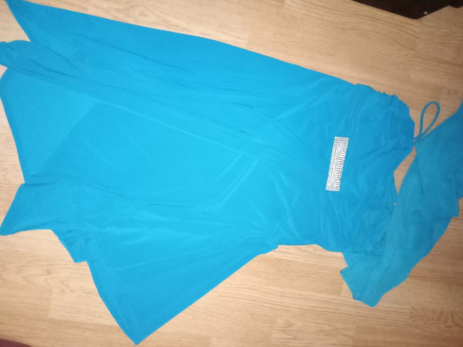 Платье вечернее.