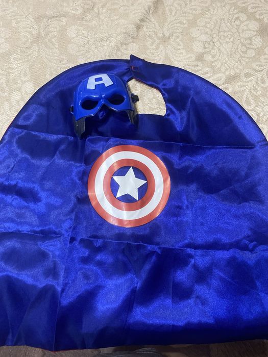 Продам новогодние костюмы