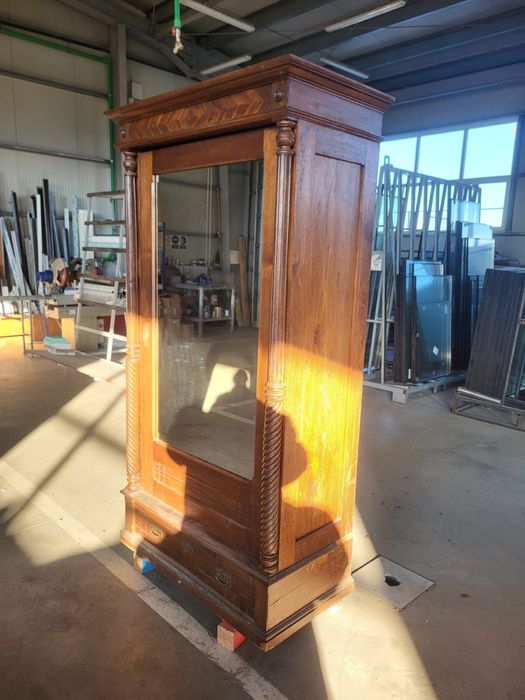 Vand  mobilier, stare buna