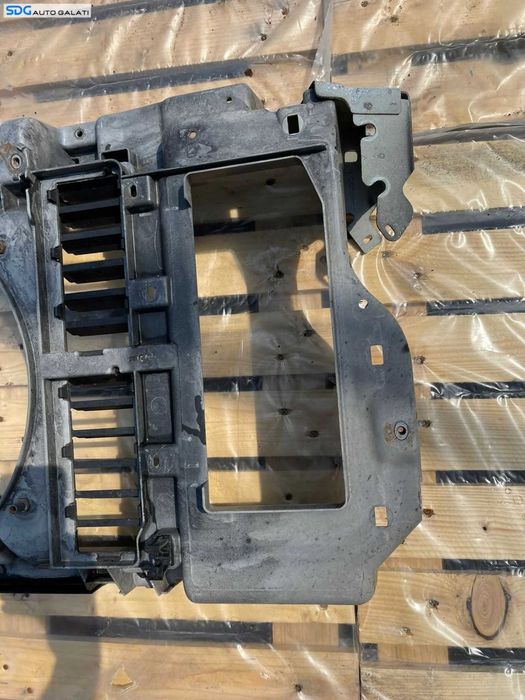 Trager Tragher Panou Frontal Calandru Peugeot 407 1.6 HDI 2004 - 2010 Cod 9646474780