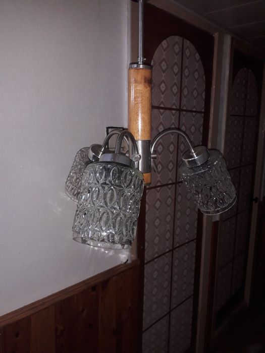 Продаю люстру. Продаю люстру.