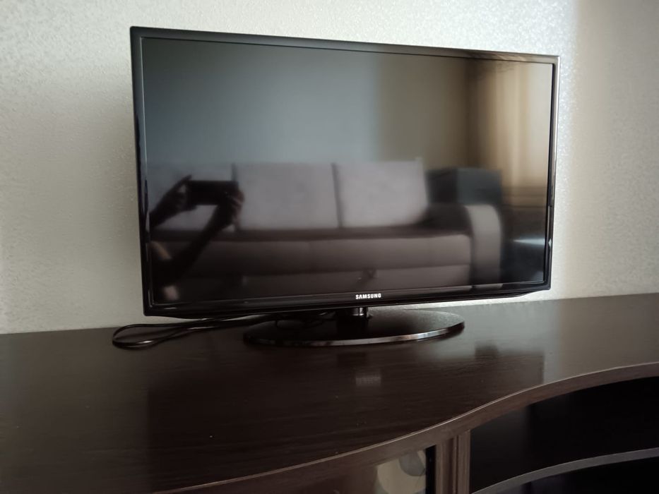 Продам телевизор samsung за 40000