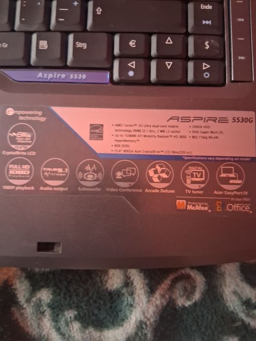 Vand laptop       .