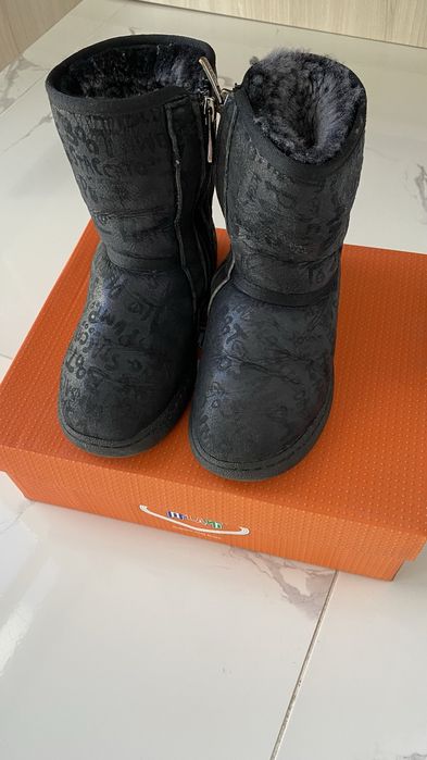 Уги для девочки Tiflani