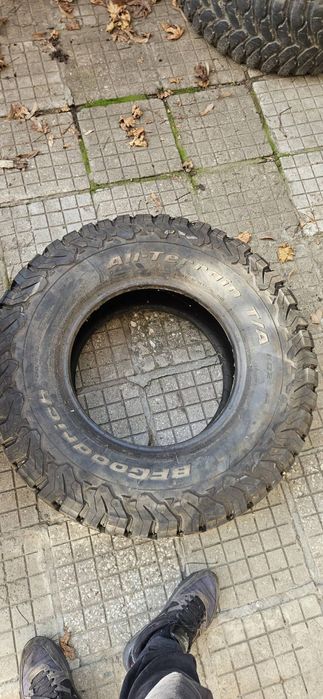 265/75/16 BF GOODRICH All-Terrain