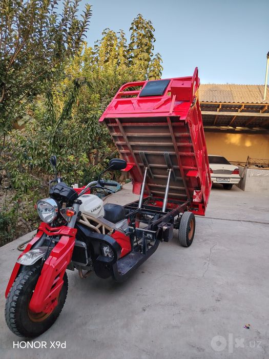 Motoroller Lochin R 6. Maorifi 320 lik injektr. Yangi holatda.