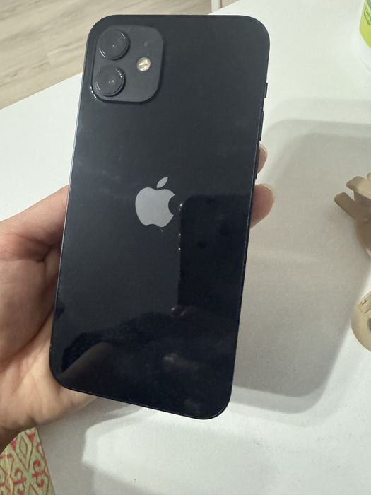IPhone 12, память 128 ГБ