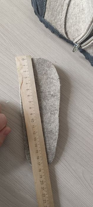 Обувь зимняя на мальчика.