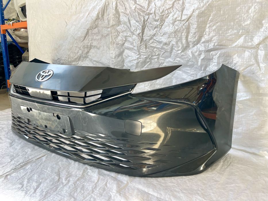 Передний бампер на Camry 80 Камри 80