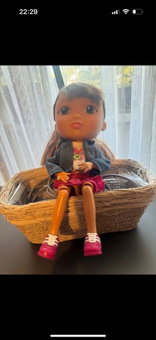 Papusa Lisa interactiva