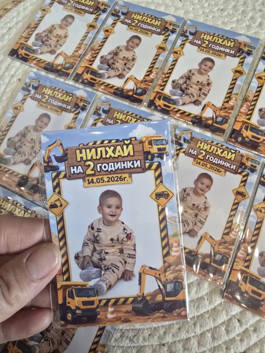 Фото магнити за гости – персонализирани подаръци за сватба, кръщене, рожден ден, погача, бал | снимка и дизайн по избор