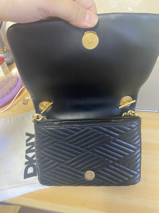 Сумочка новая DKNY оригинал бренд