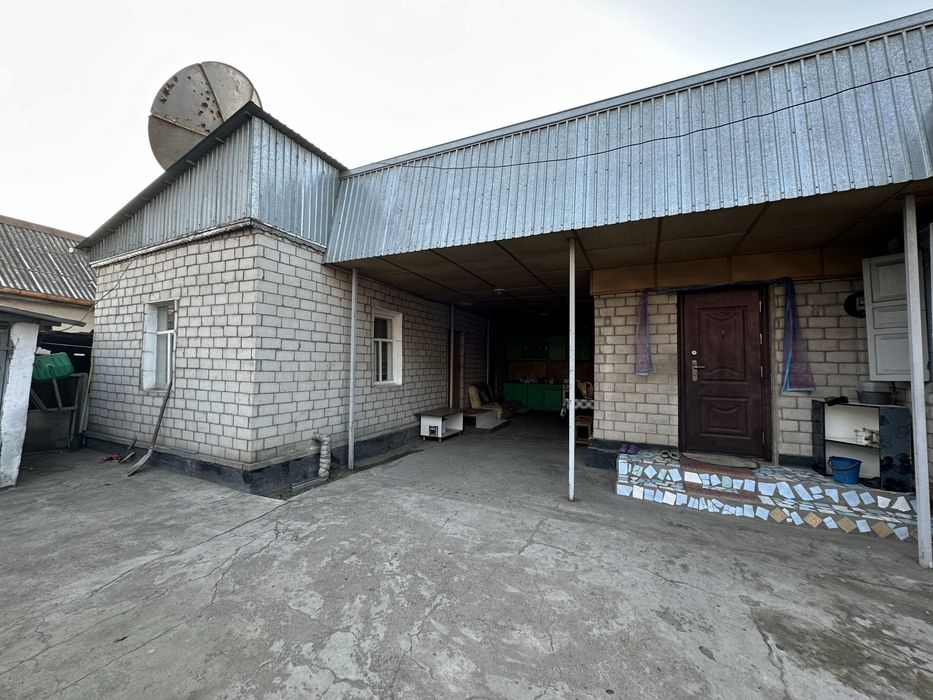 Продаю жилой дом в центре