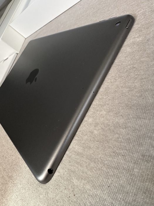 Ipad 10.2” 9th Gen, 64 GB, Wi Fi Space Grey, Ca NOU !