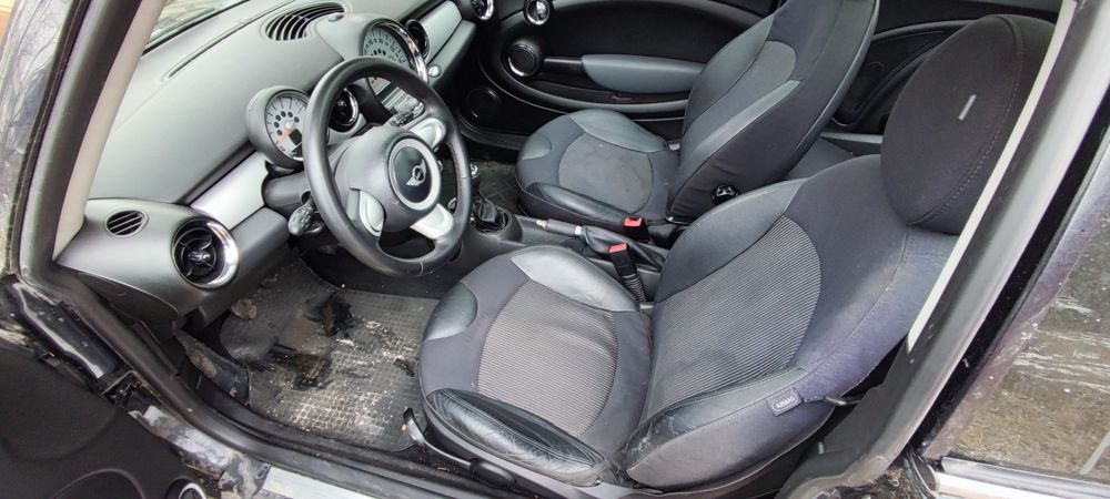 Полукожен салон за MINI COOPER R56