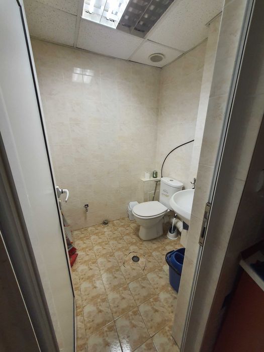 Давам офис под наем