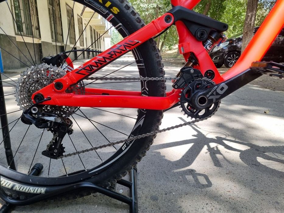 Двухподвесный велосипед Commencal