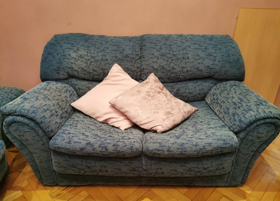 Двоен и Троен  разтегателен диван+подарък