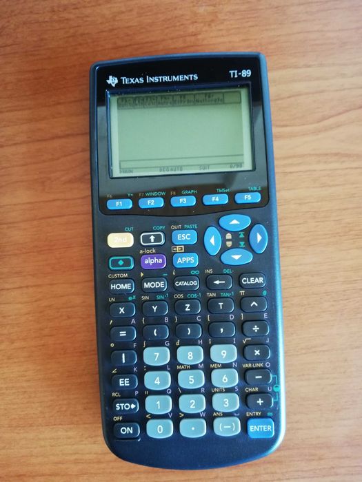Графичен калкулатор Texas Instruments TI-89