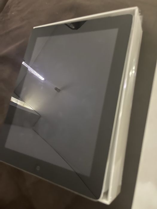 Продам айпад и смартфон