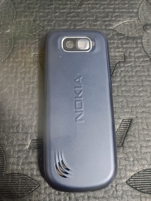 Assalom alekum Telefon Sotiladi Original Nokia 2600 klassik