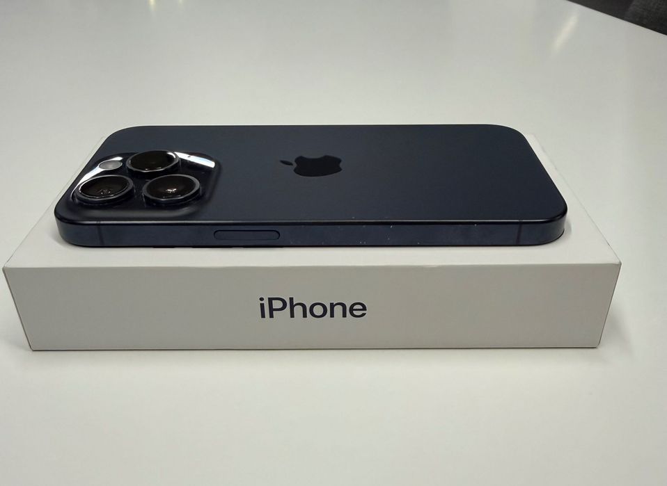 iPhone 15 Pro 512 GB blue Titanium