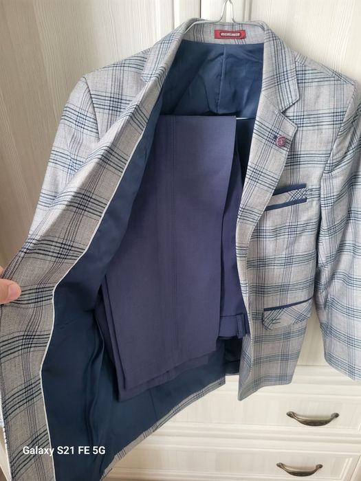 Костюм с брюками на 9 лет