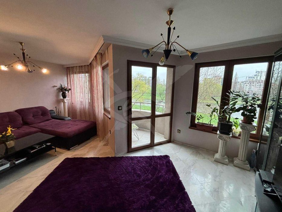 Продава се Мезонет в Пловдив, Център - 157 кв.м за 1625 €/кв.м - Снимка #1