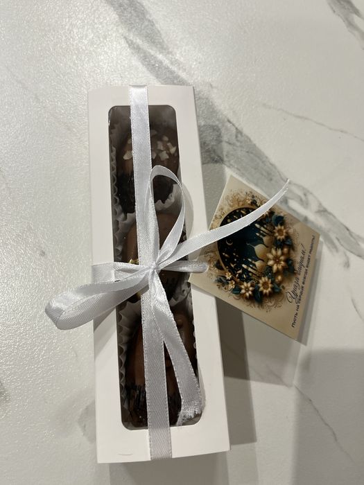 Финики с начинкой в шоколаде