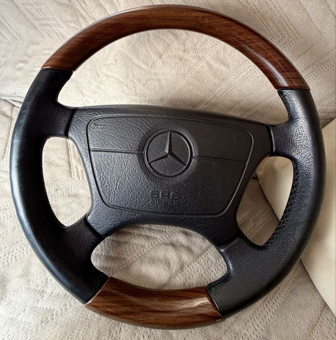 Руль дерево от Mercedes-benz w140