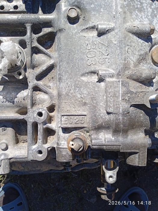 Продам мотор Субару аутбек EJ 25