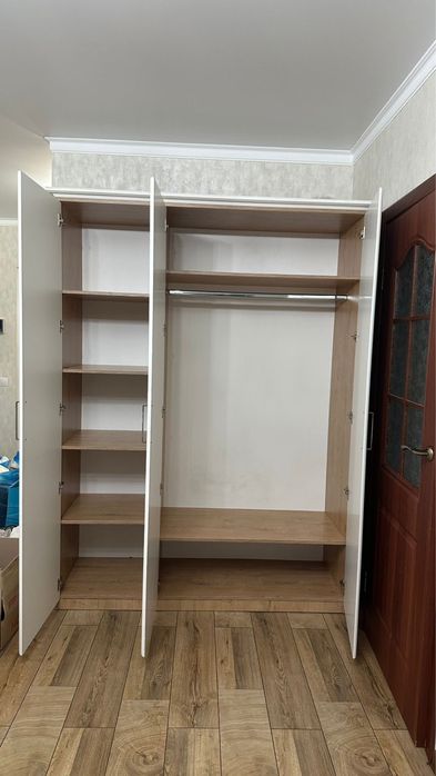 продам шкаф , в хорошем состоянии